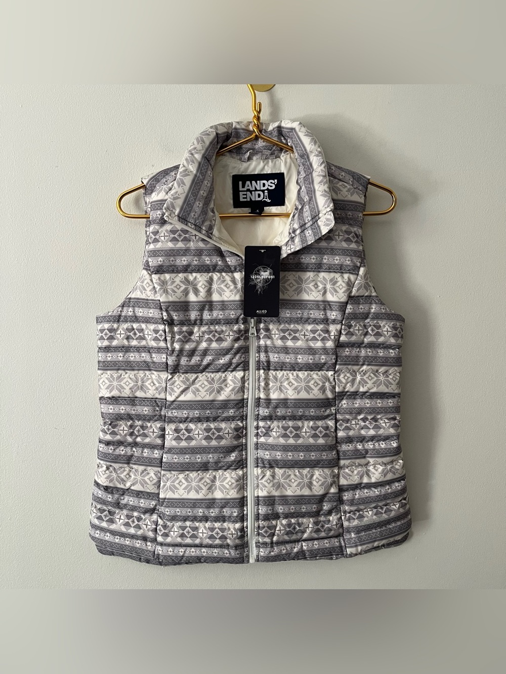 Lands' End Women’s NWT Cream Gray Fair Isle Pattern Down Cozy Warm Puffer Vest S
